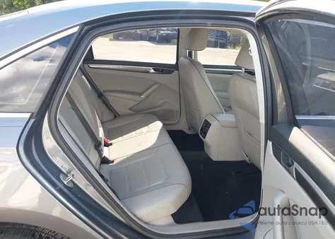 2018 Volkswagen Passat 2.0T Se from USA, damaged, VIN 1VWBA7A37JC032433